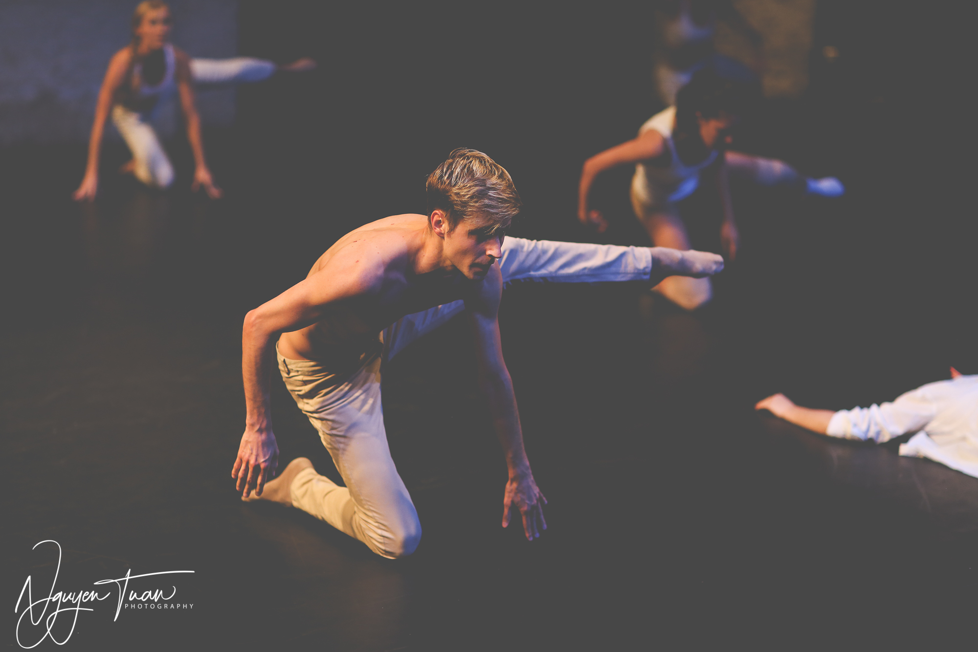 Danse internationale 1051